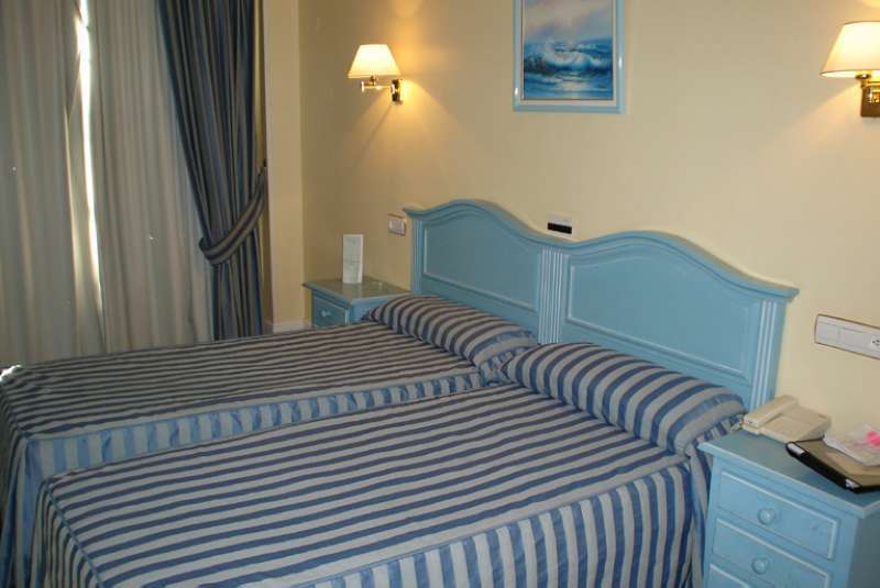 Hotel Villa De Laredo Fuengirola Dış mekan fotoğraf