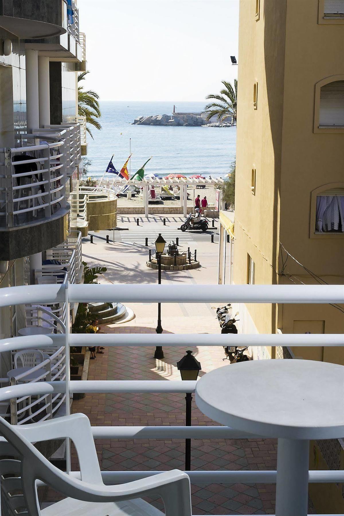 Hotel Villa De Laredo Fuengirola Dış mekan fotoğraf