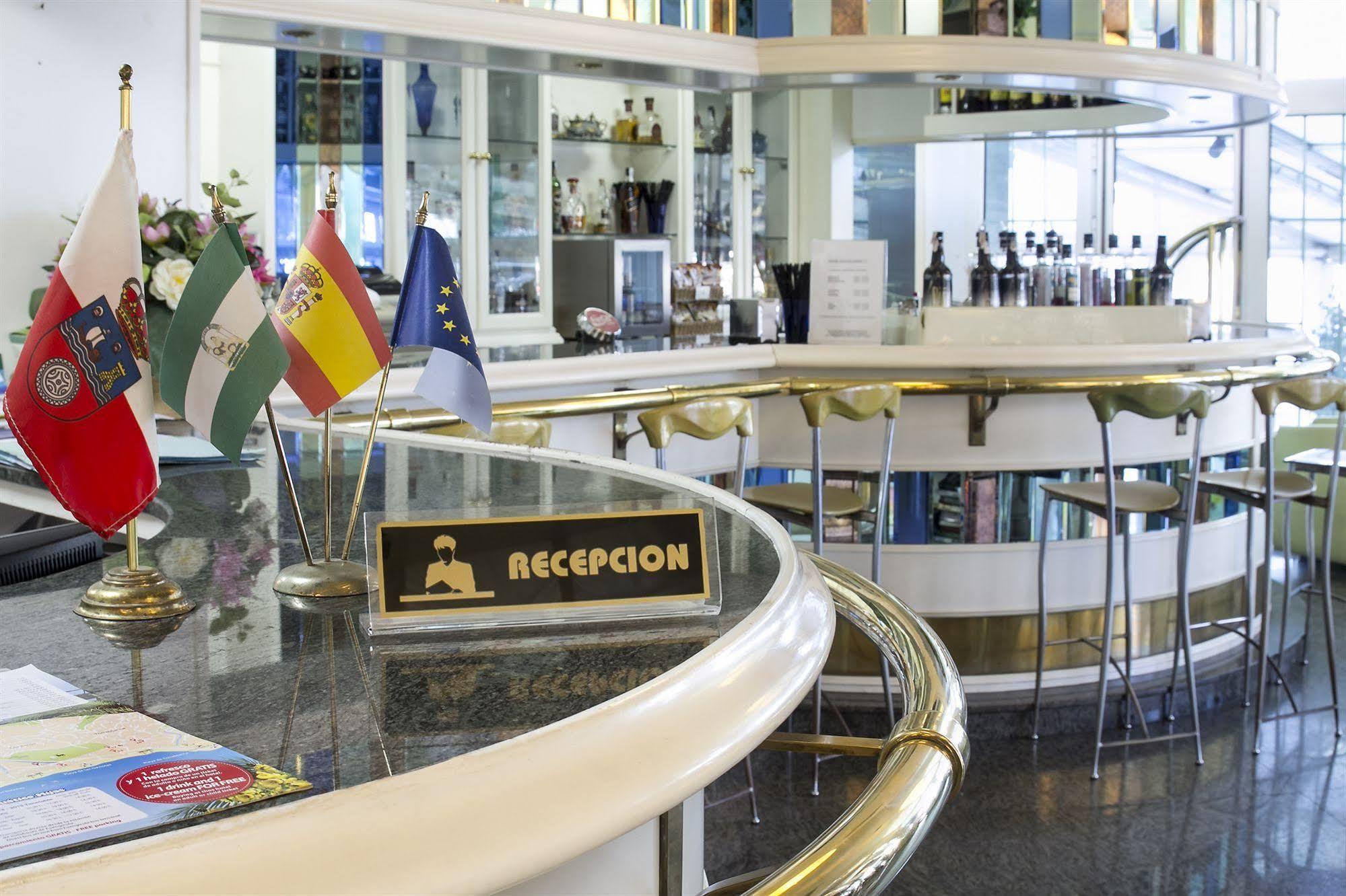 Hotel Villa De Laredo Fuengirola Dış mekan fotoğraf