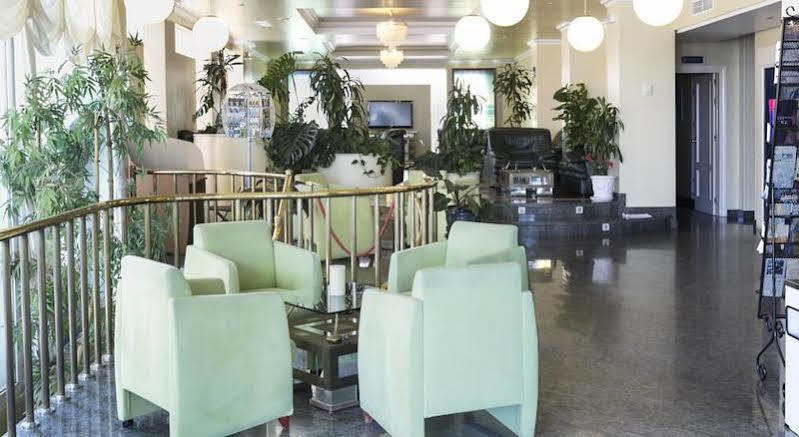 Hotel Villa De Laredo Fuengirola Dış mekan fotoğraf